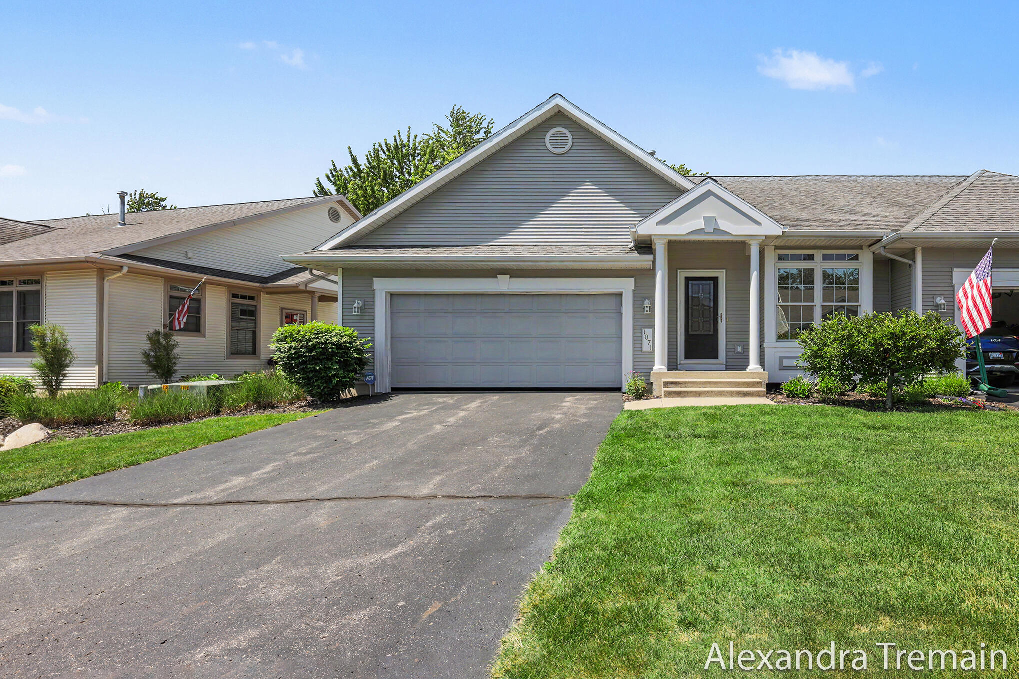 1071 Kensington Street NW Grand Rapids MI 49534
