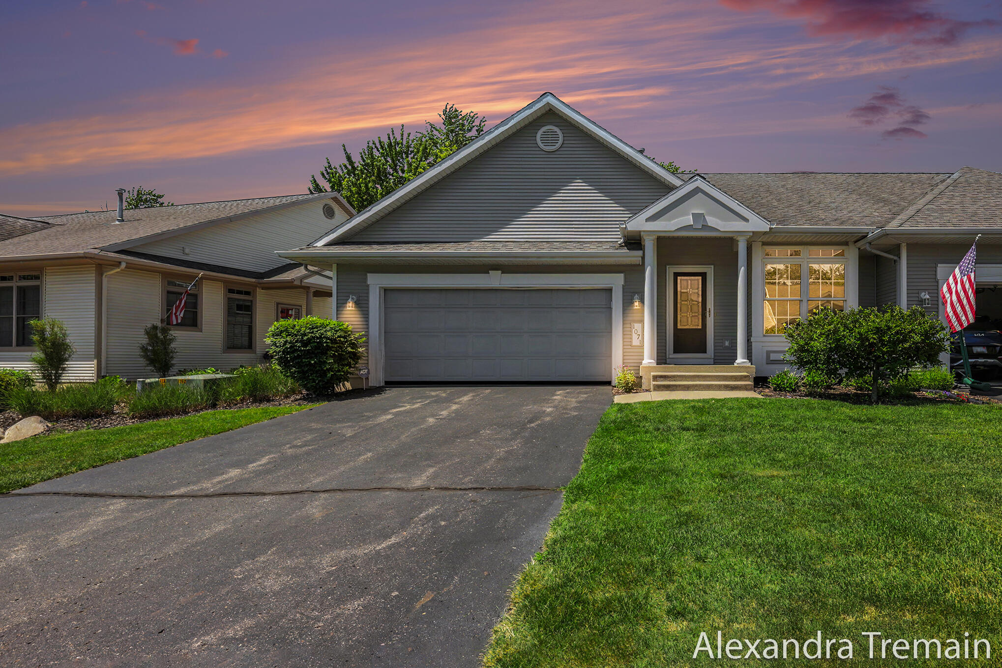 1071 Kensington Street NW Grand Rapids MI 49534