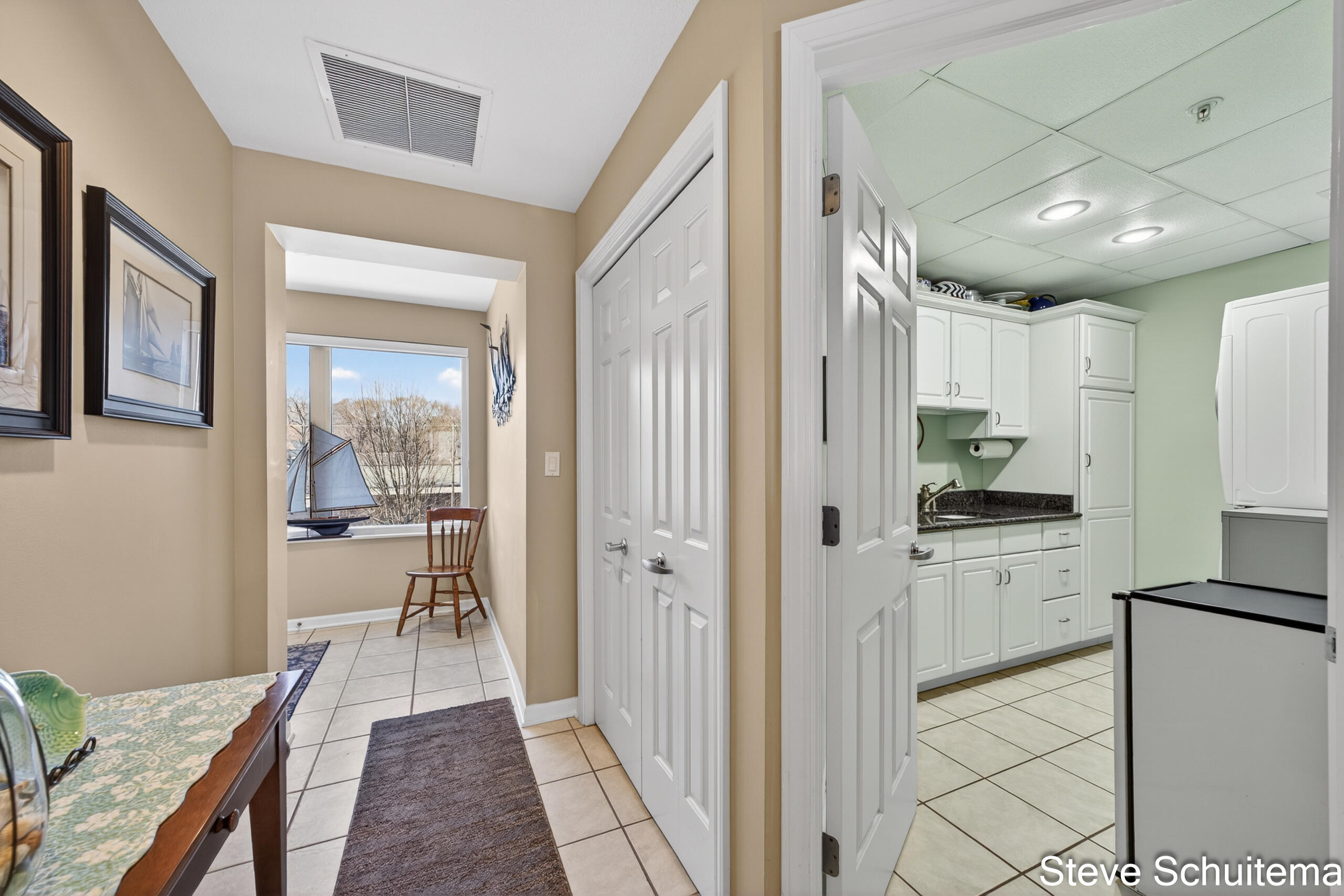 2964 Lakeshore Drive Muskegon MI 49441