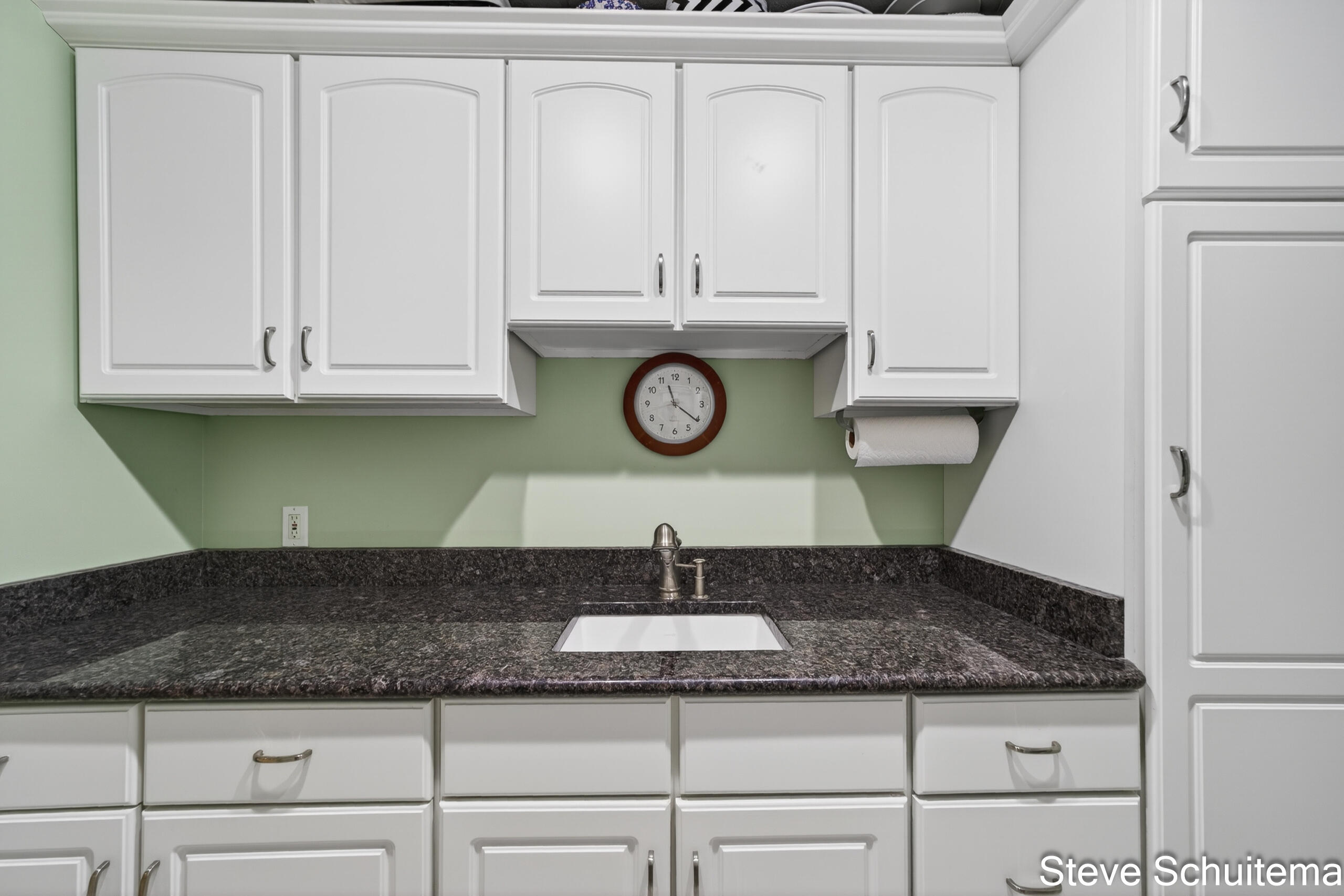2964 Lakeshore Drive Muskegon MI 49441