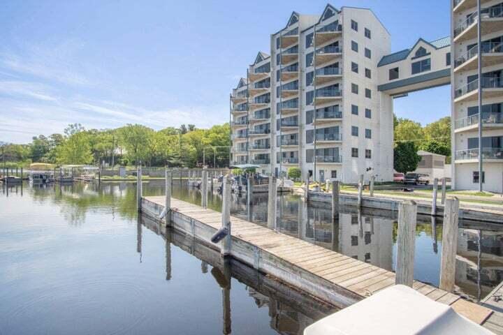 2964 Lakeshore Drive Muskegon MI 49441