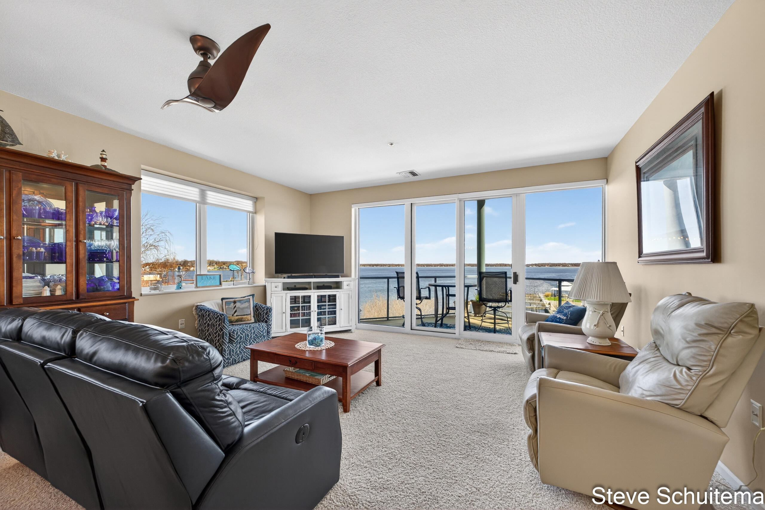 2964 Lakeshore Drive Muskegon MI 49441