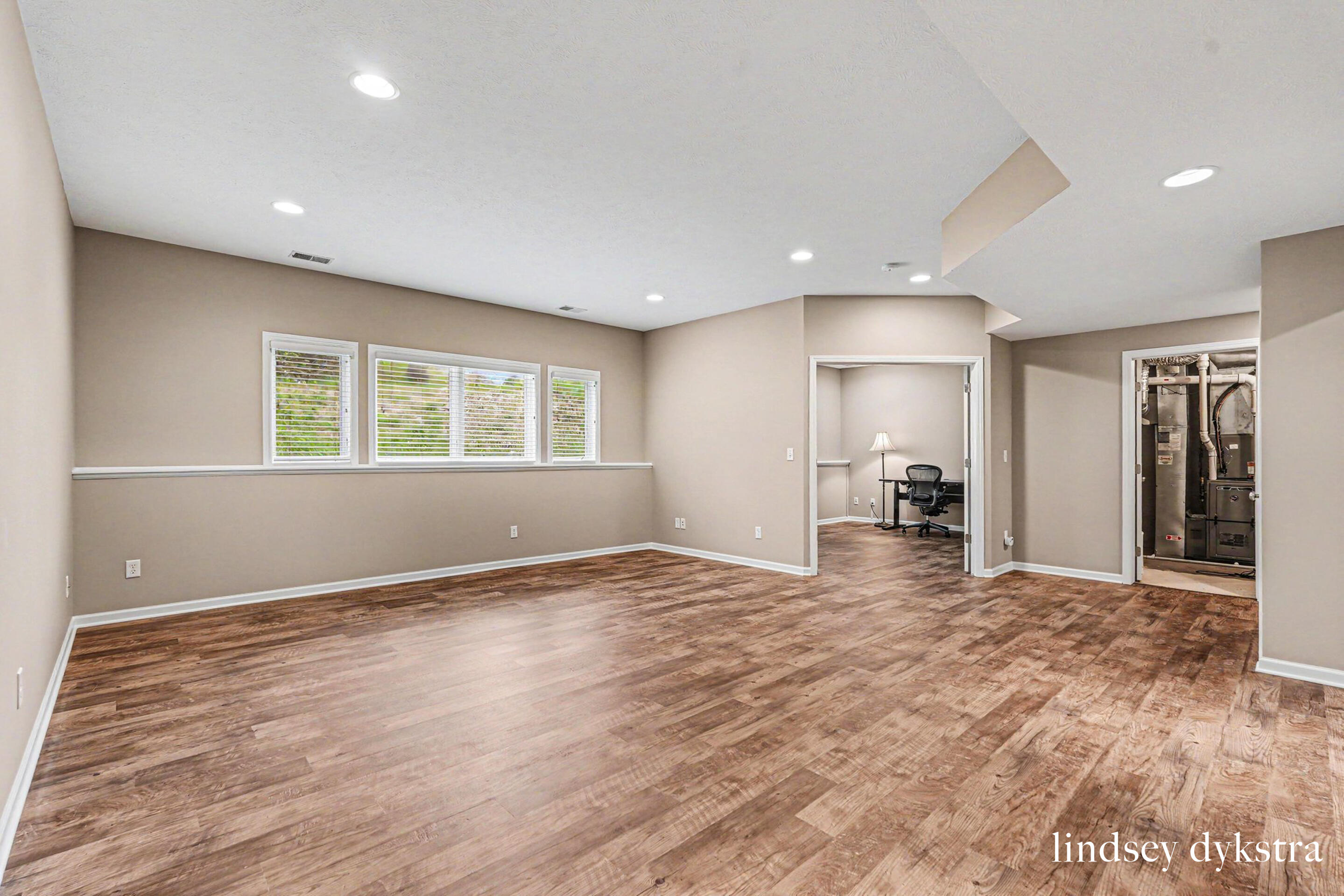 2320 Red Oak Court NW Grand Rapids MI 49504