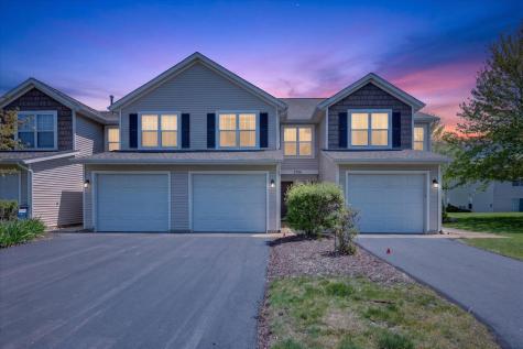 1790 Grand Court NE Grand Rapids MI 49525