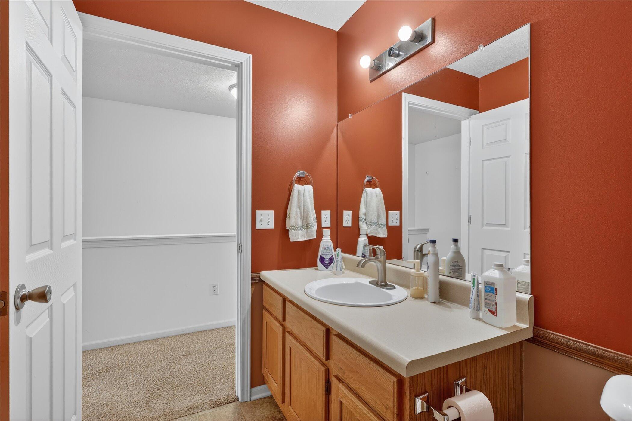 1790 Grand Court NE Grand Rapids MI 49525