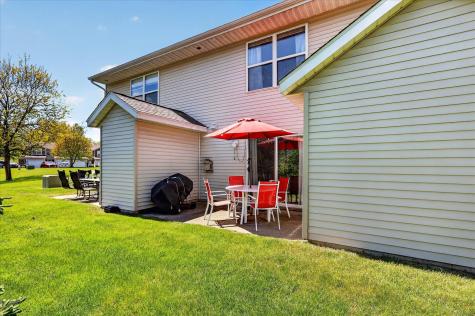 1790 Grand Court NE Grand Rapids MI 49525