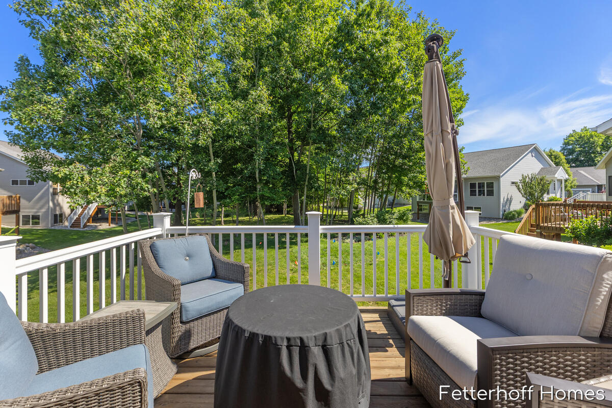 945 Kensington Street NW Grand Rapids MI 49534