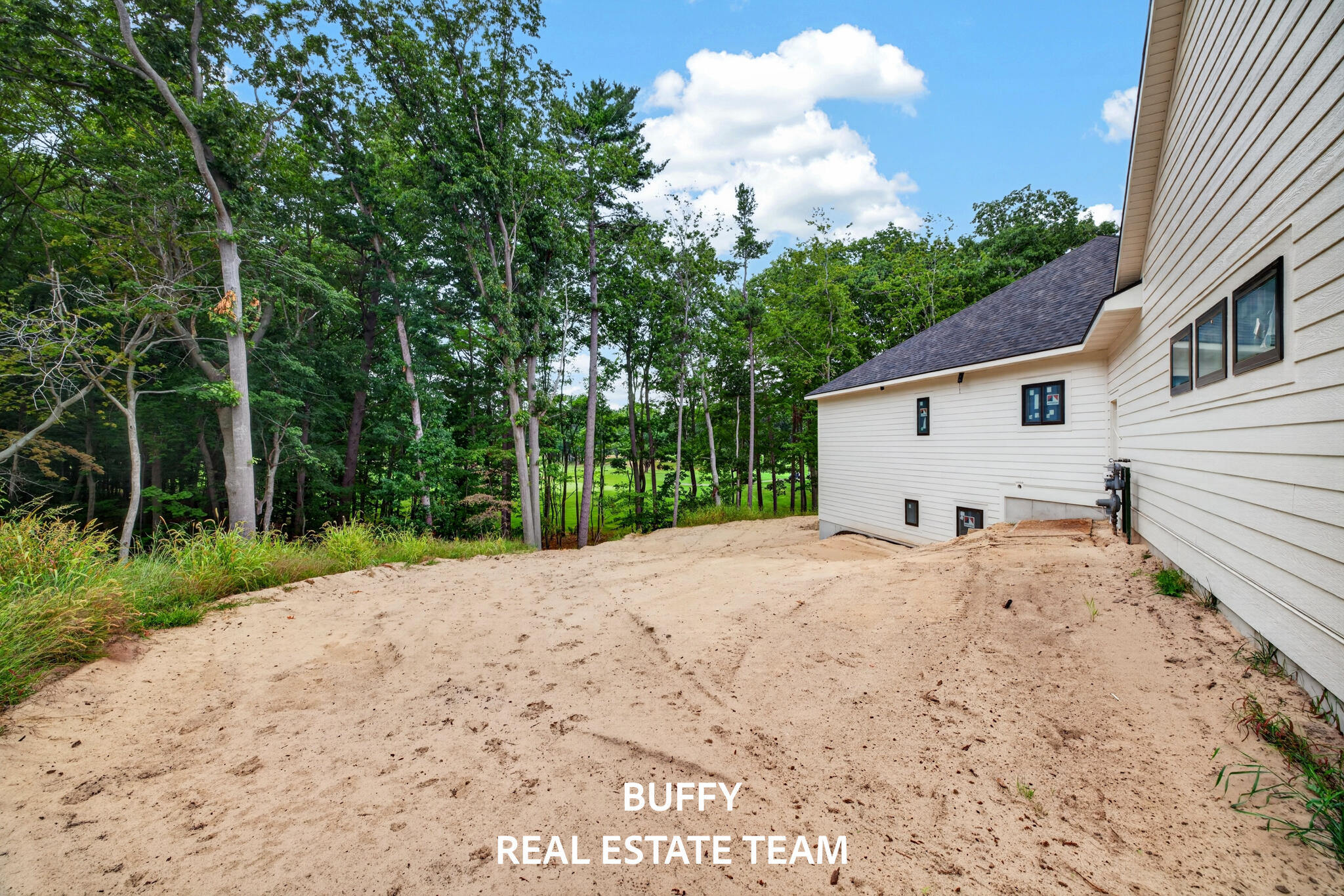2926 Duneside Circle Muskegon MI 49441