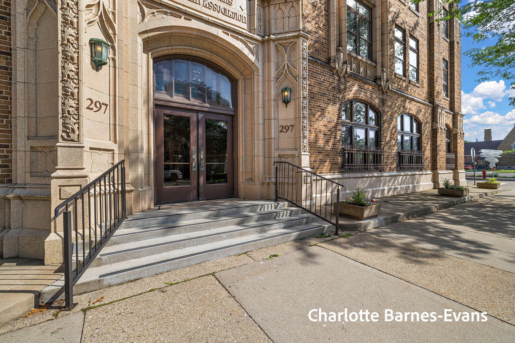297 W Clay Avenue Muskegon MI 49440