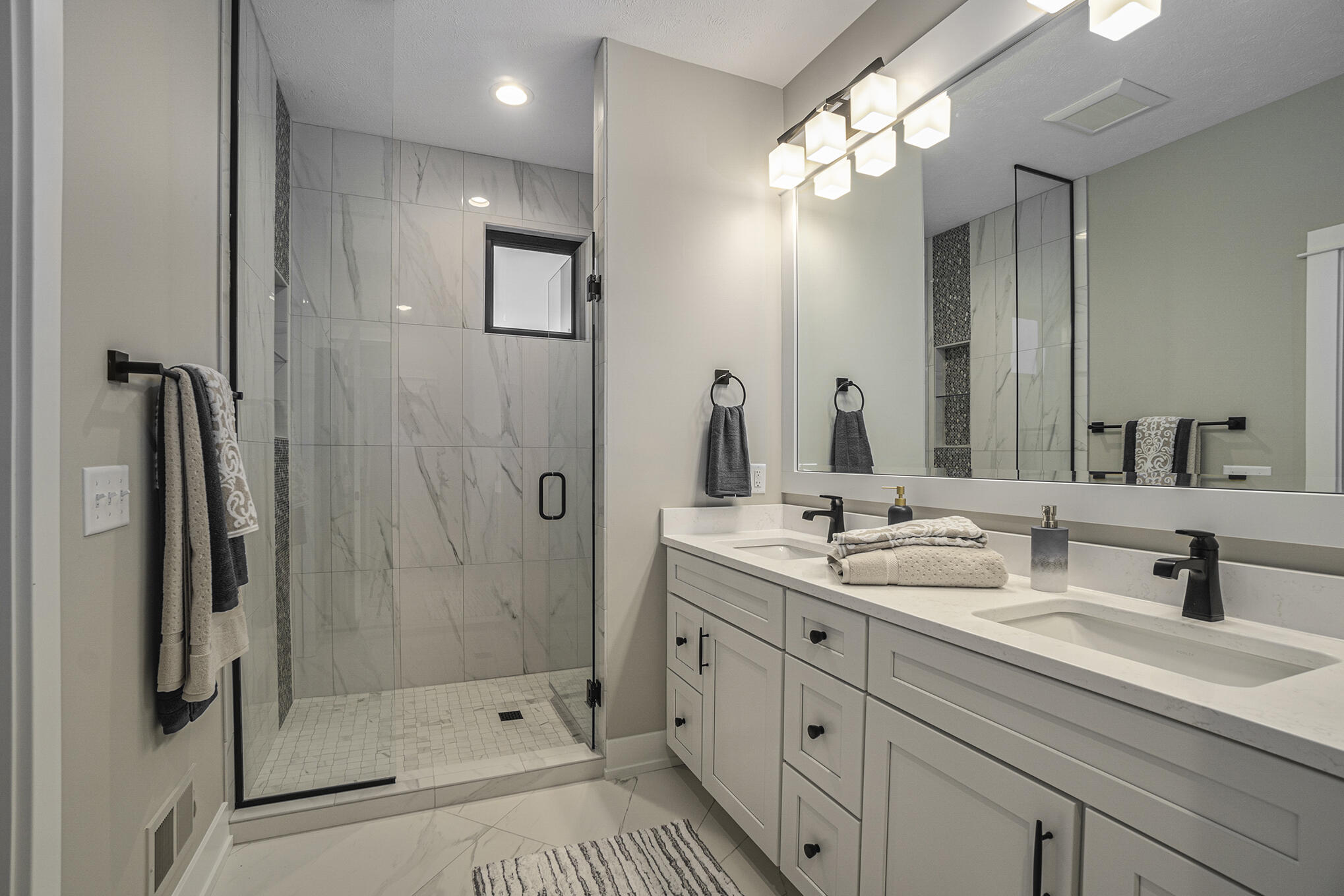258 Viridian Shrs Drive Muskegon MI 49440