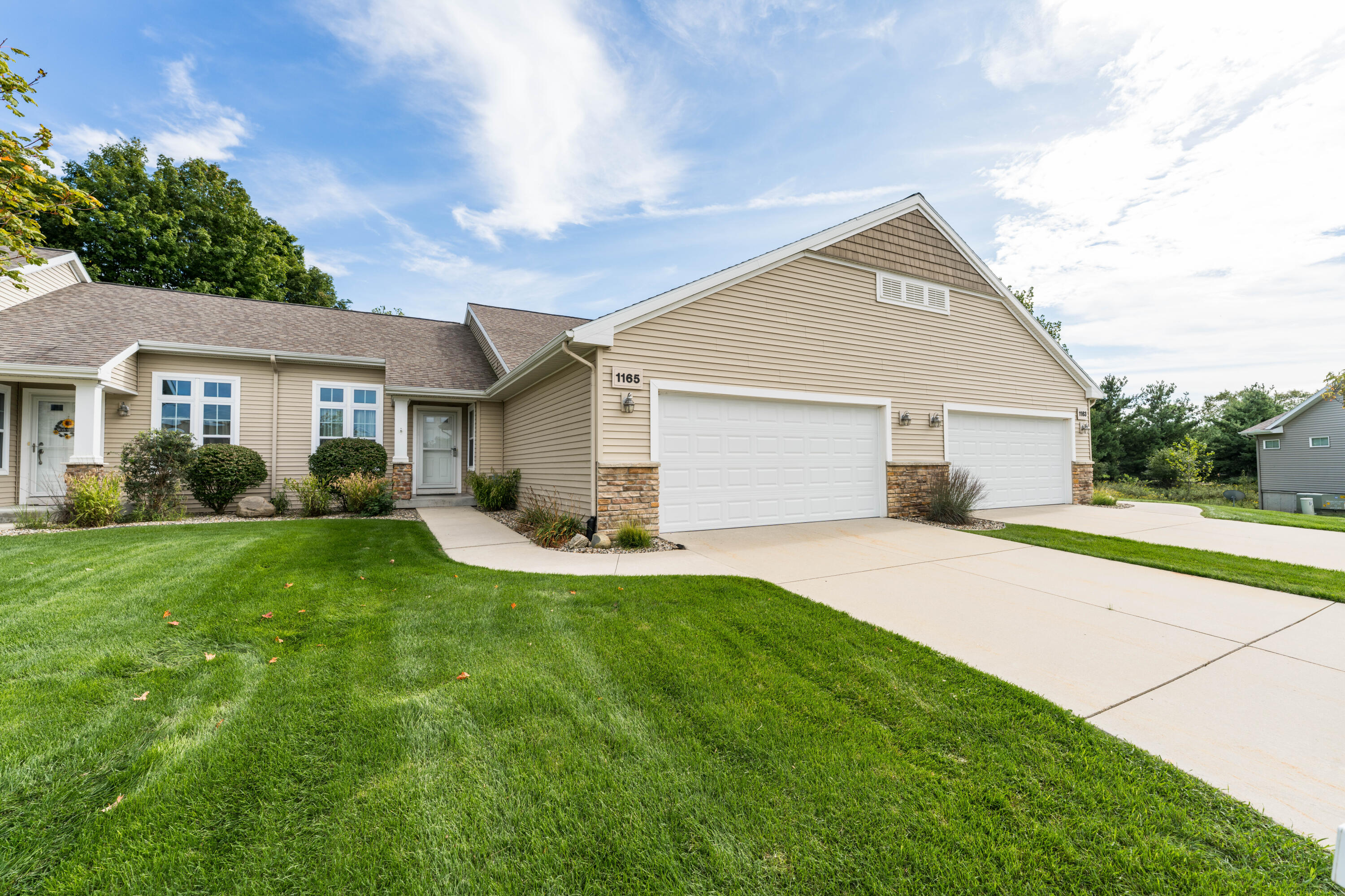 1165 S Village Circle Kalamazoo MI 49009