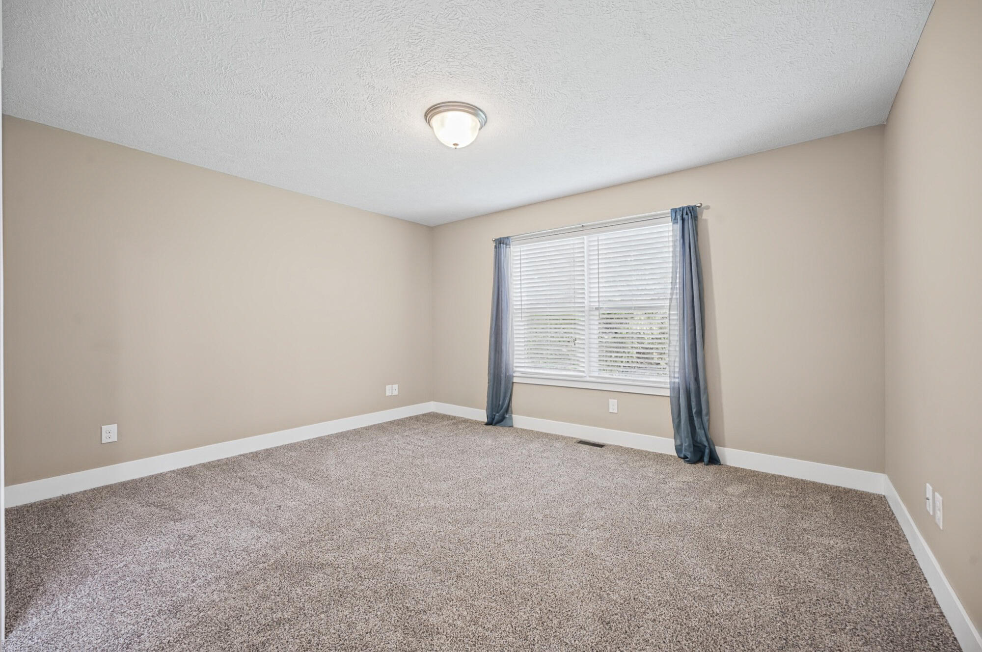 1165 S Village Circle Kalamazoo MI 49009