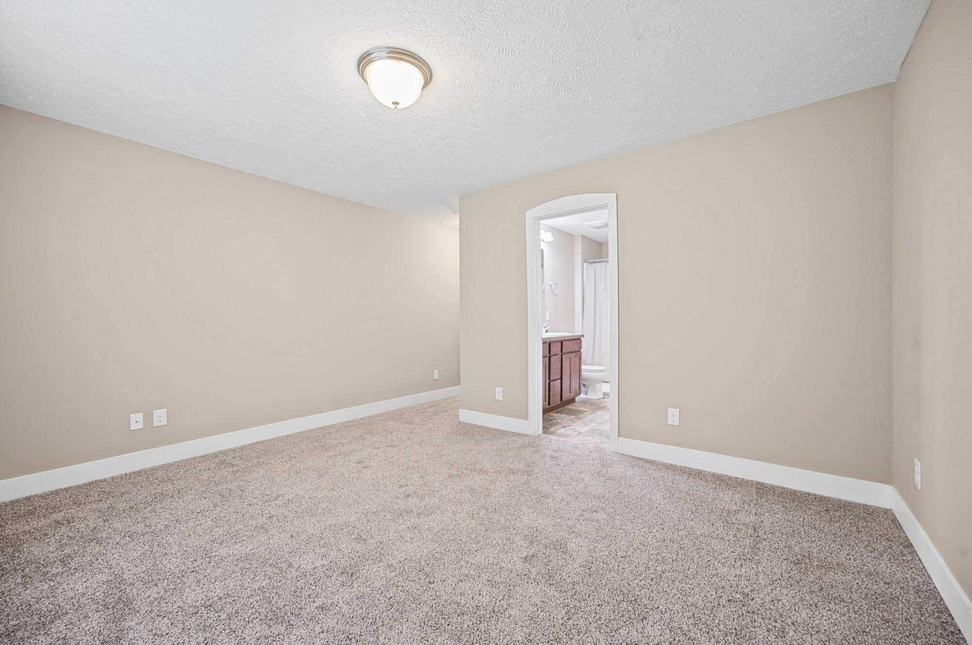 1165 S Village Circle Kalamazoo MI 49009