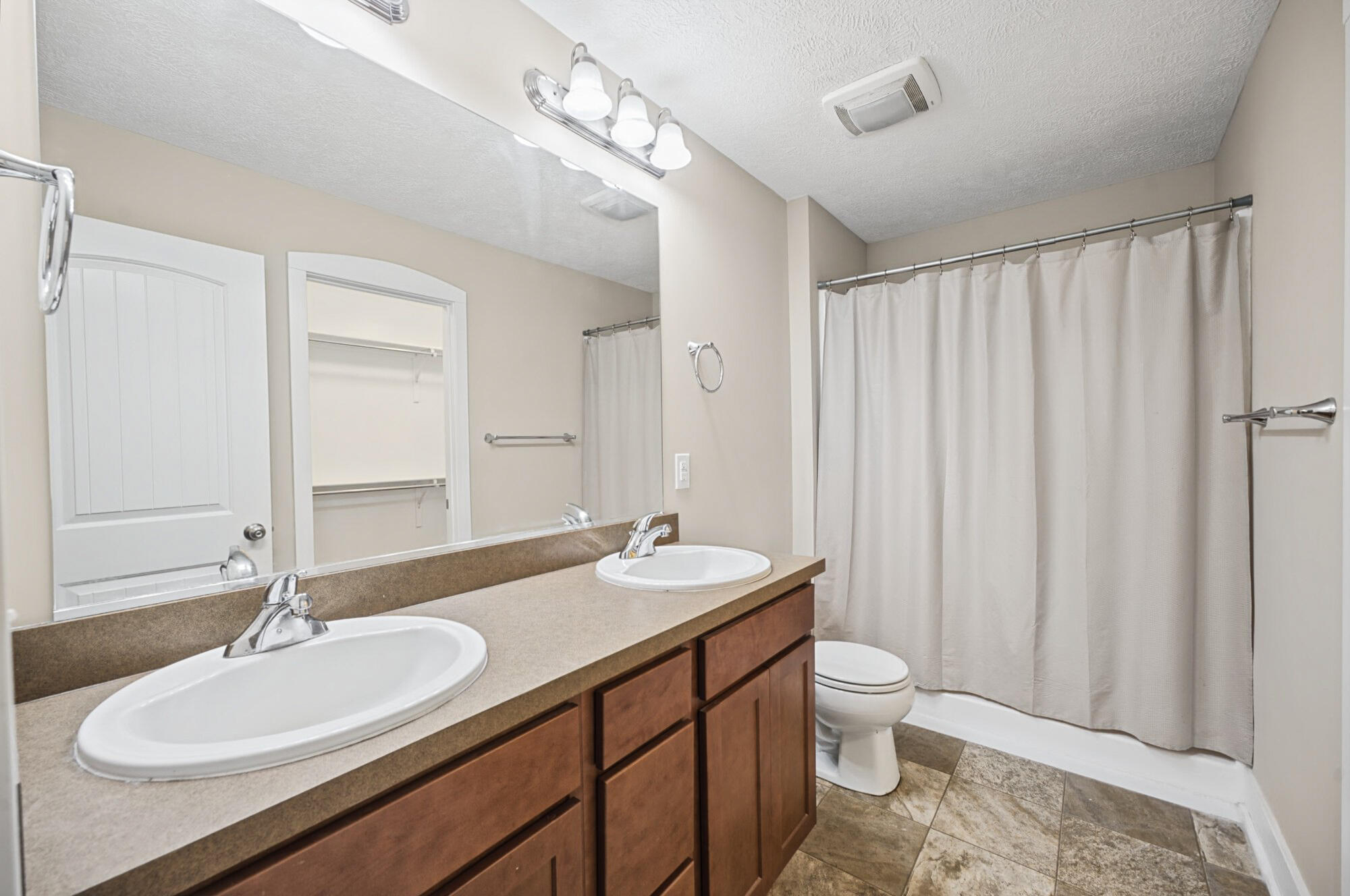 1165 S Village Circle Kalamazoo MI 49009
