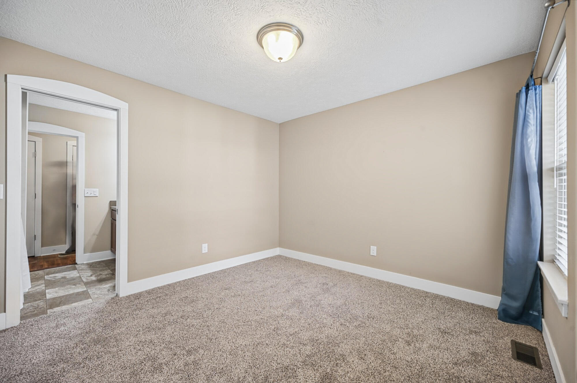 1165 S Village Circle Kalamazoo MI 49009