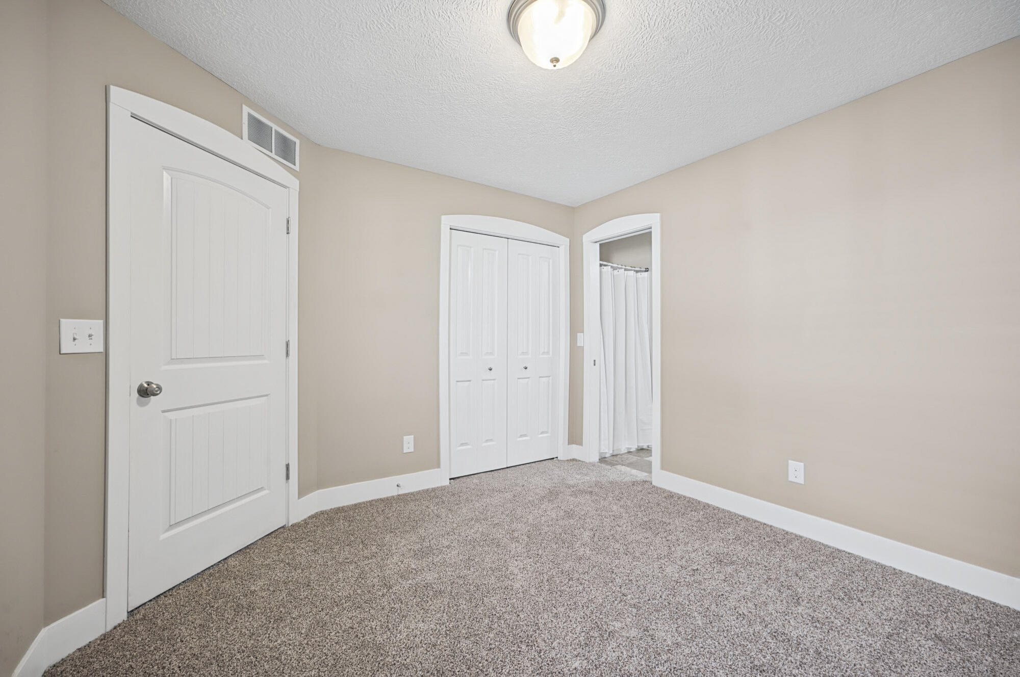 1165 S Village Circle Kalamazoo MI 49009