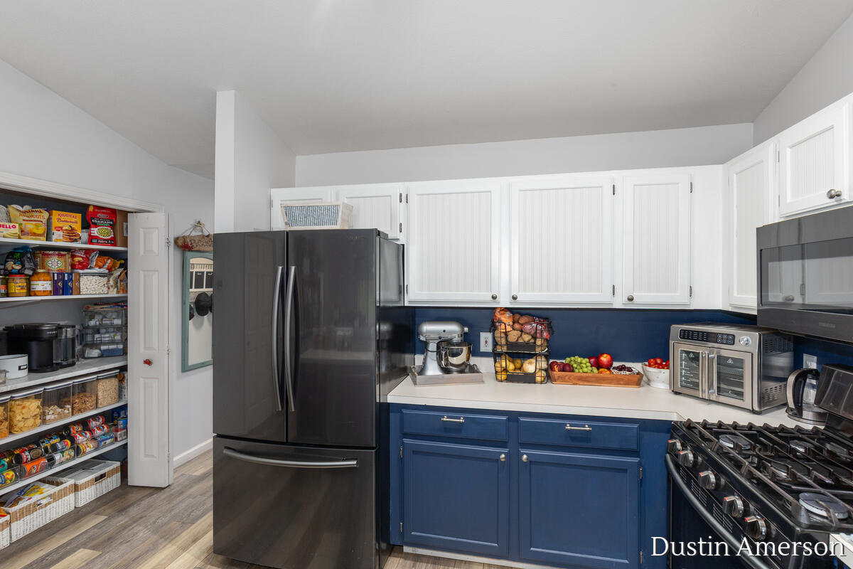 4212 Peak Lane NE Grand Rapids MI 49525