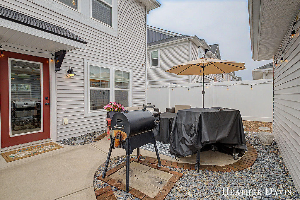 6955 Myers Lake Avenue NE Rockford MI 49341