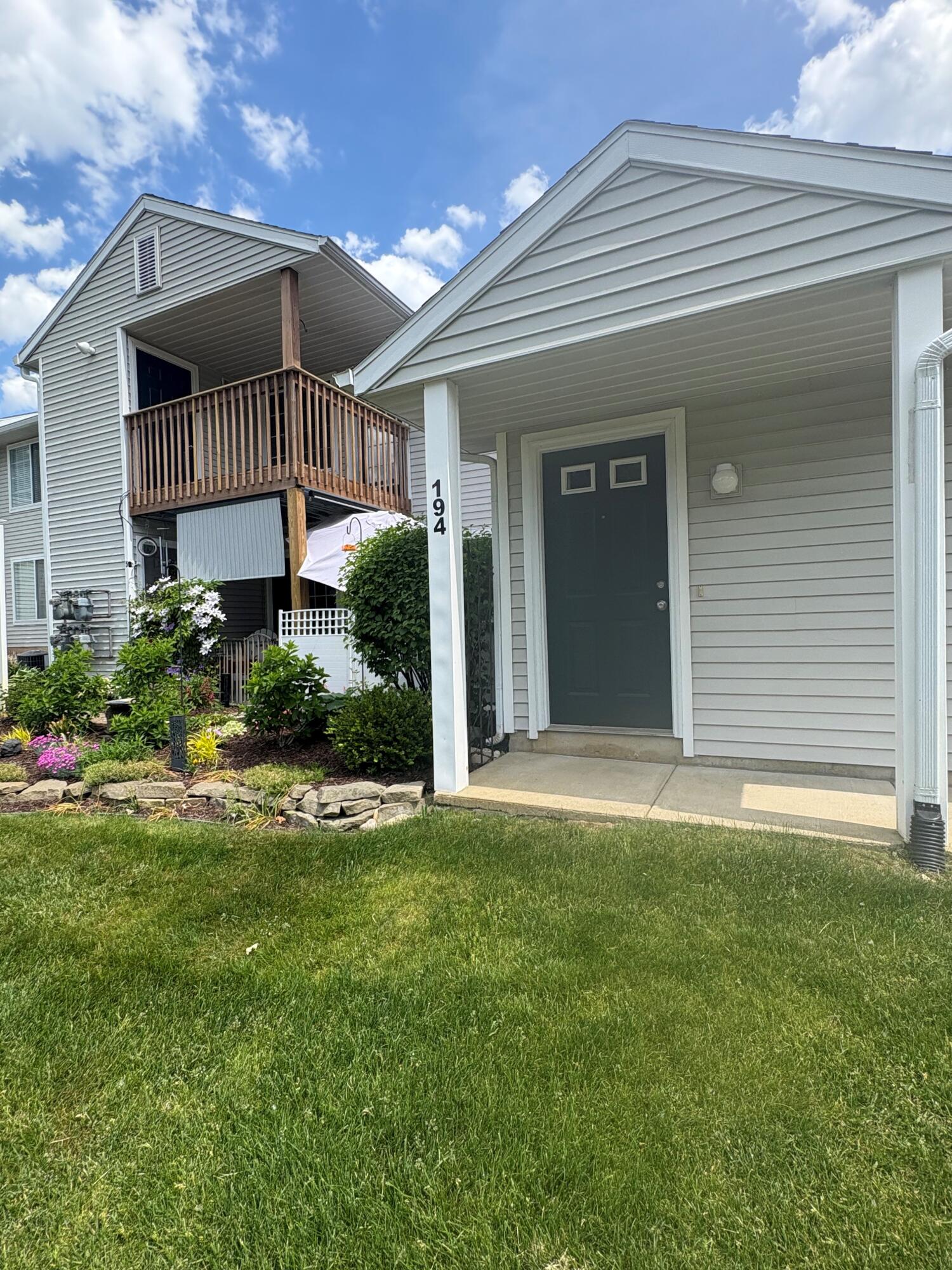 194 Hunters Lane NE Rockford MI 49341