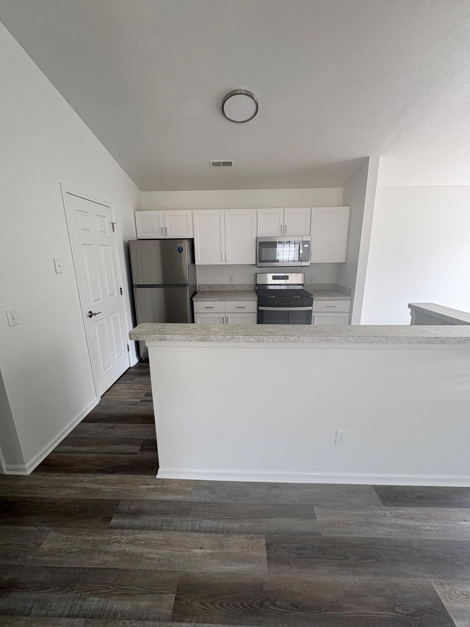 194 Hunters Lane NE Rockford MI 49341