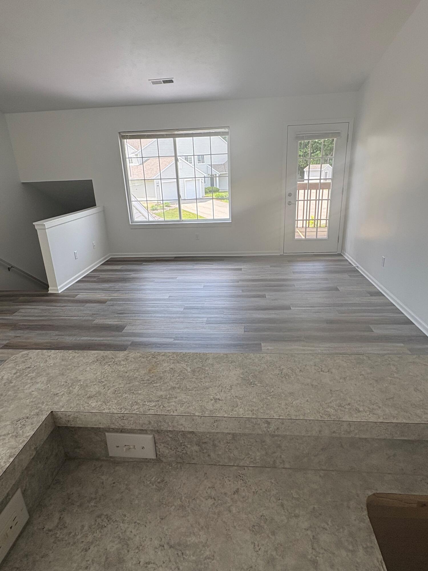 194 Hunters Lane NE Rockford MI 49341