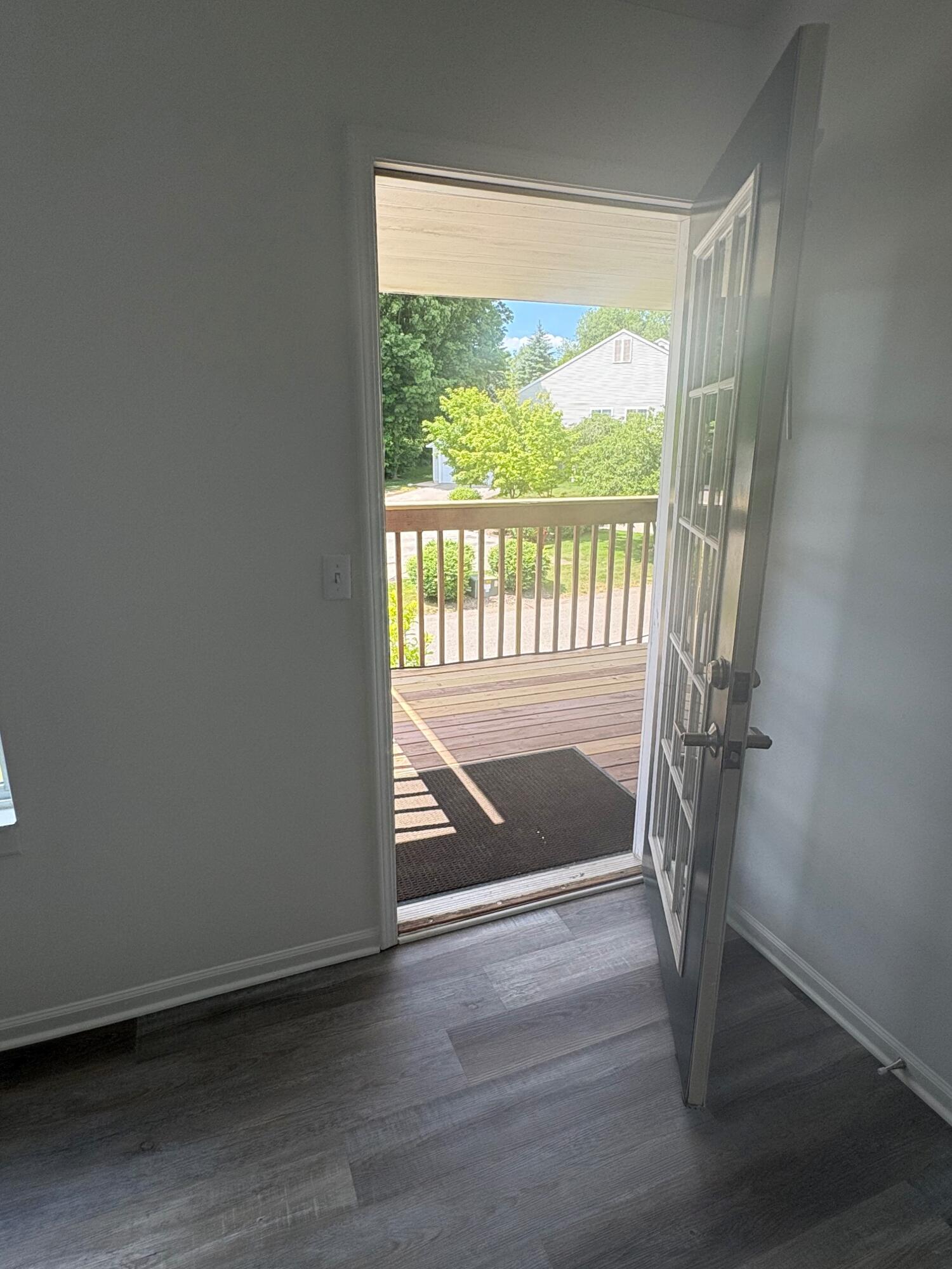 194 Hunters Lane NE Rockford MI 49341