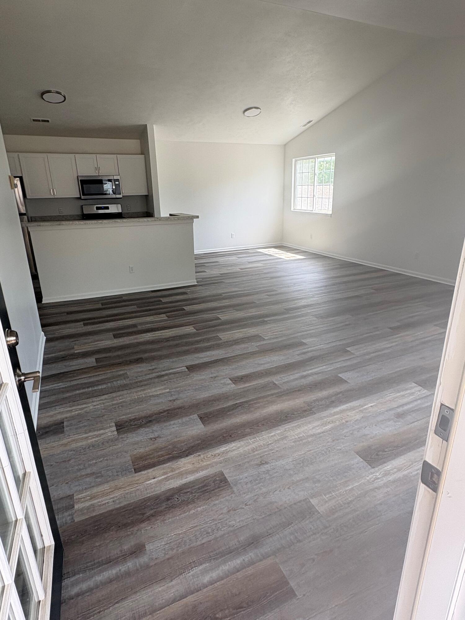 194 Hunters Lane NE Rockford MI 49341