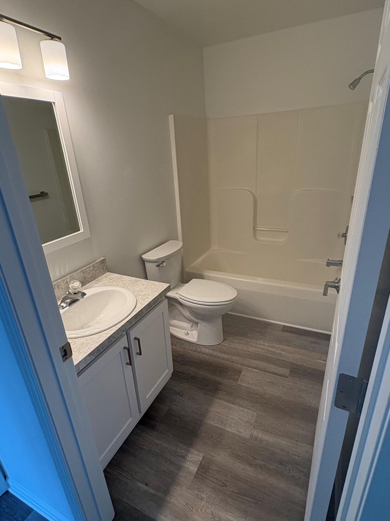 194 Hunters Lane NE Rockford MI 49341
