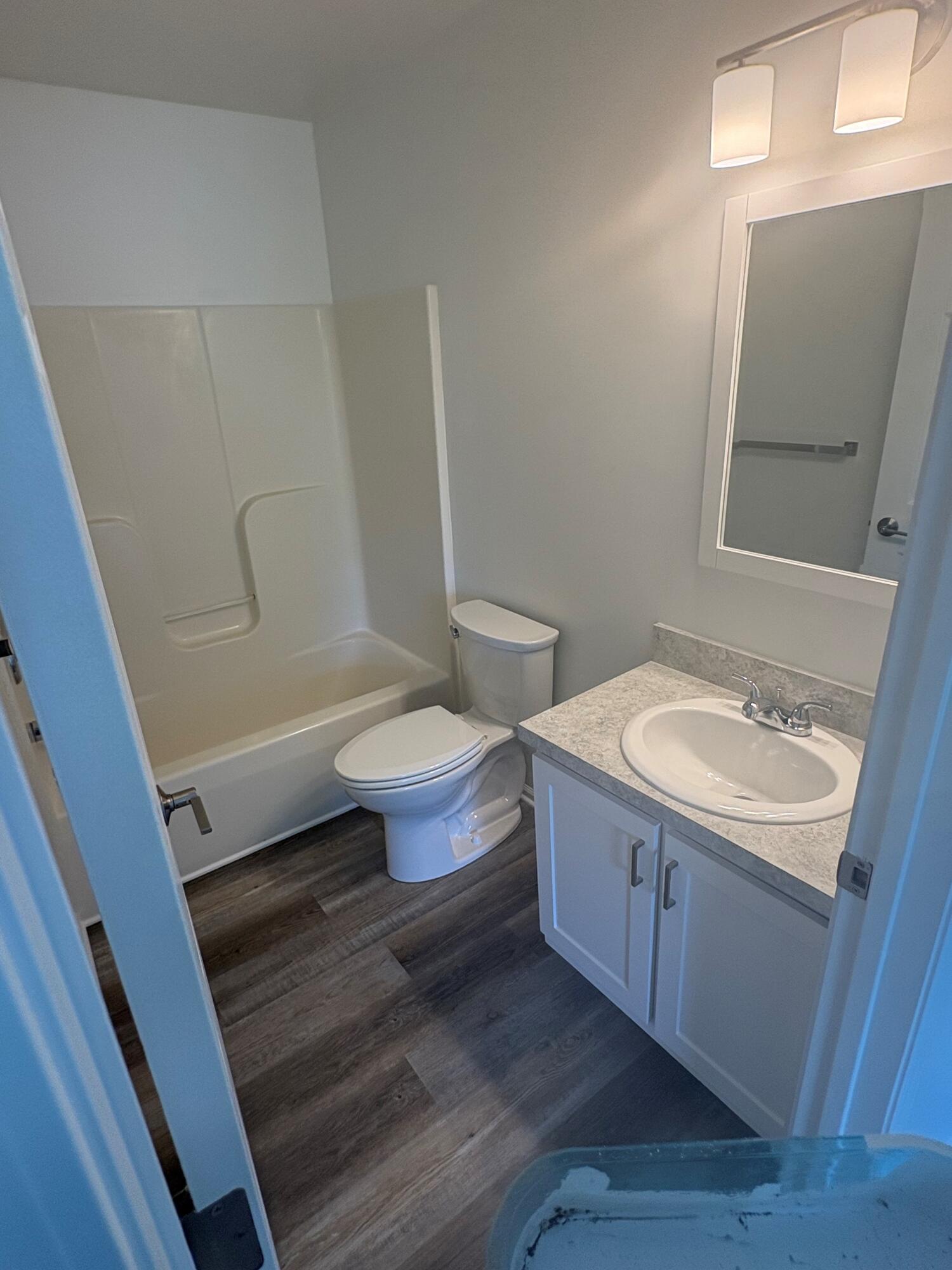 194 Hunters Lane NE Rockford MI 49341