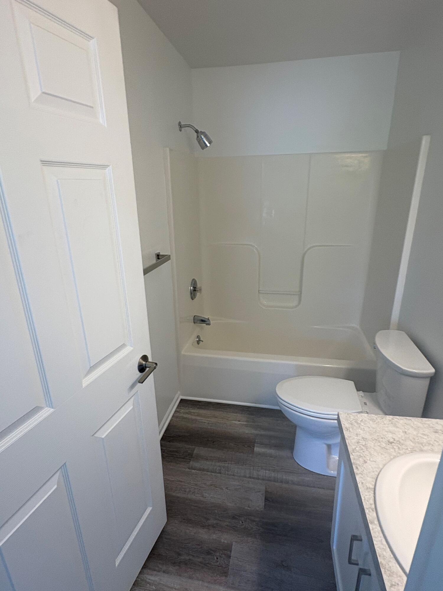 194 Hunters Lane NE Rockford MI 49341