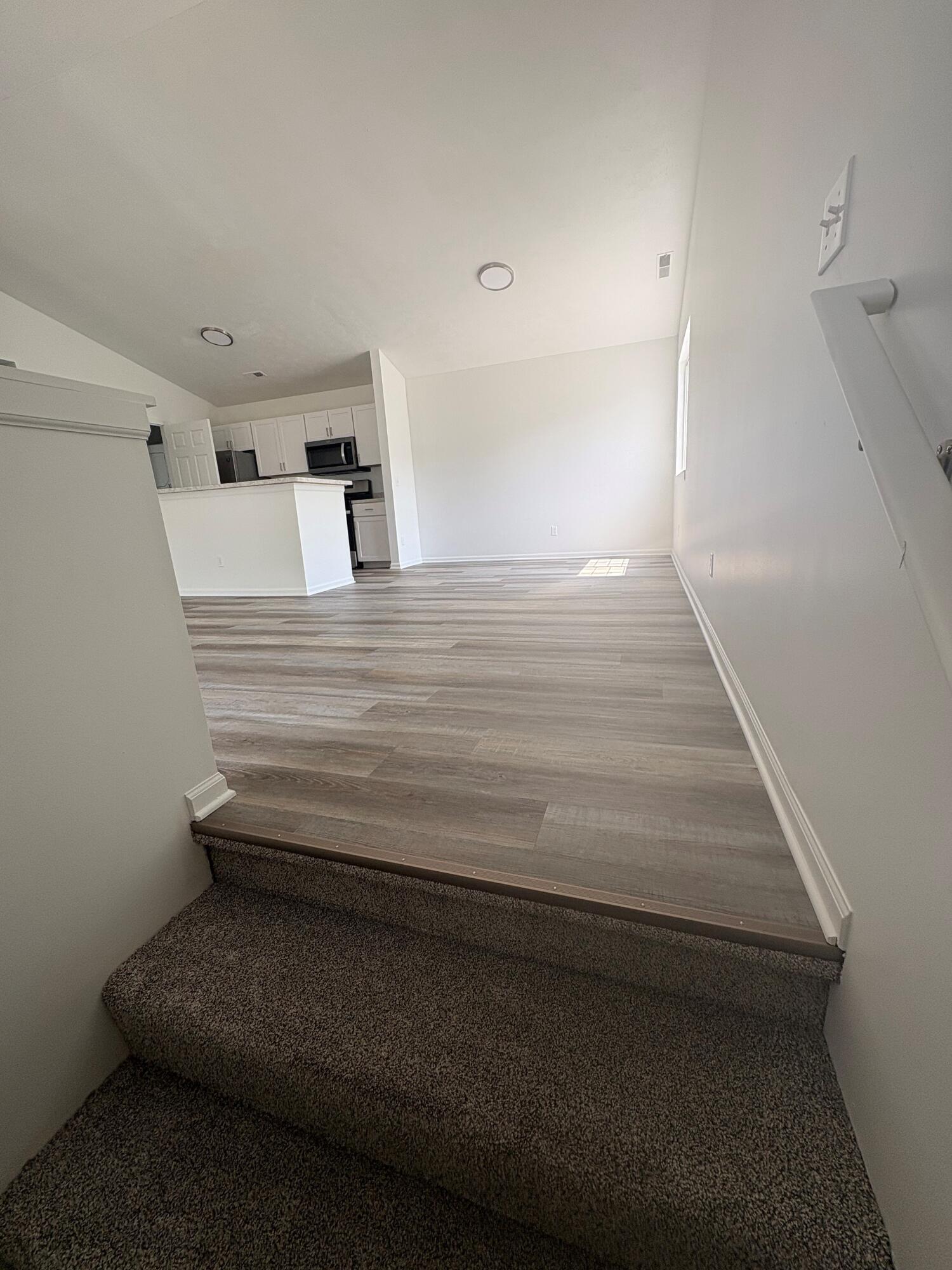 194 Hunters Lane NE Rockford MI 49341