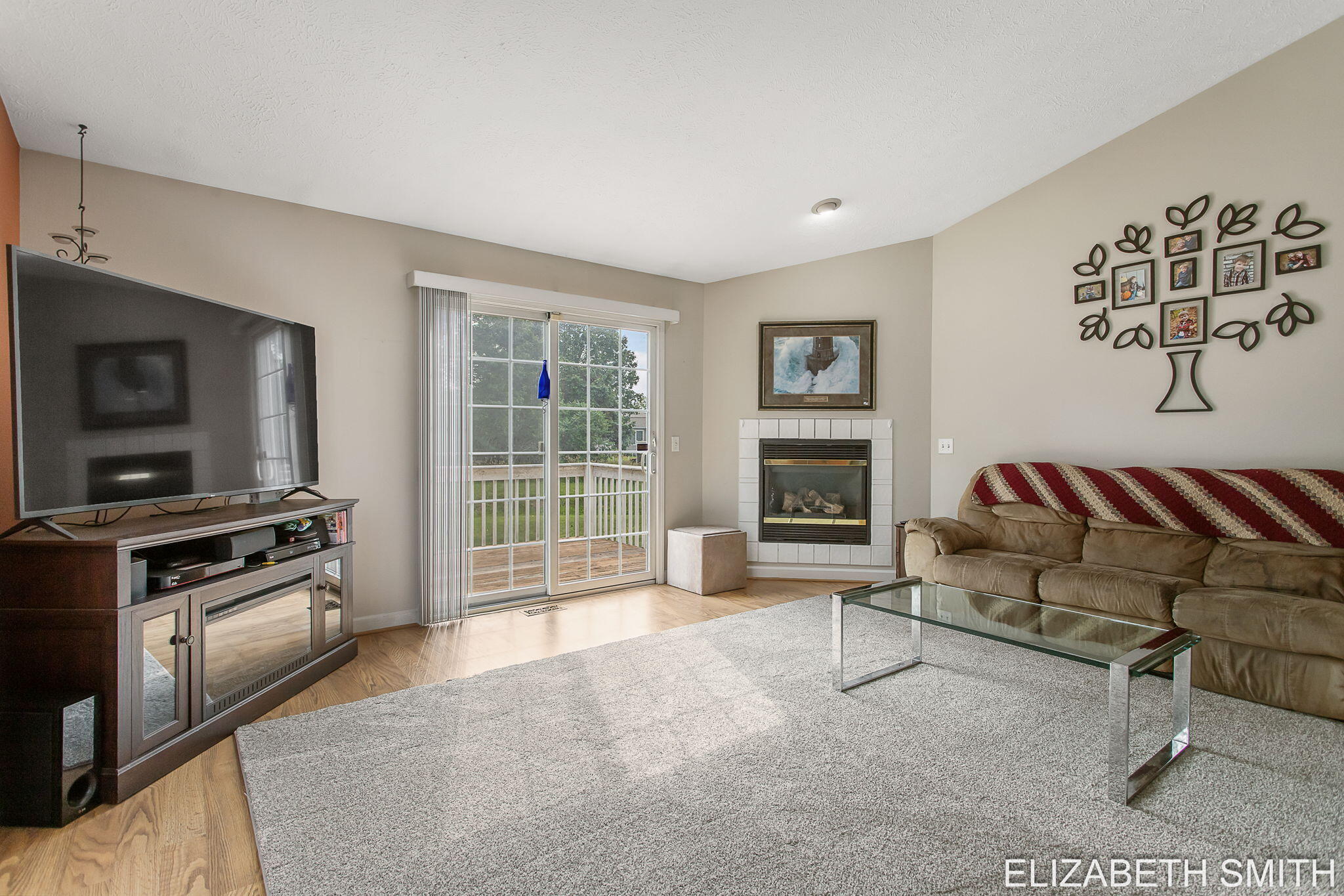 11409 N Lake Drive Holland MI 49424