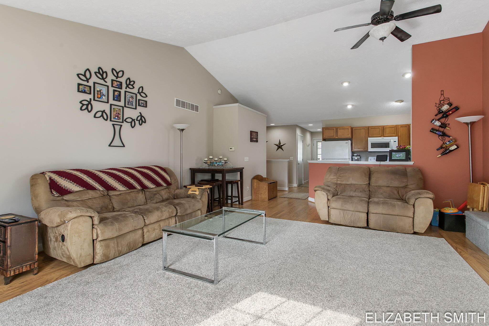 11409 N Lake Drive Holland MI 49424
