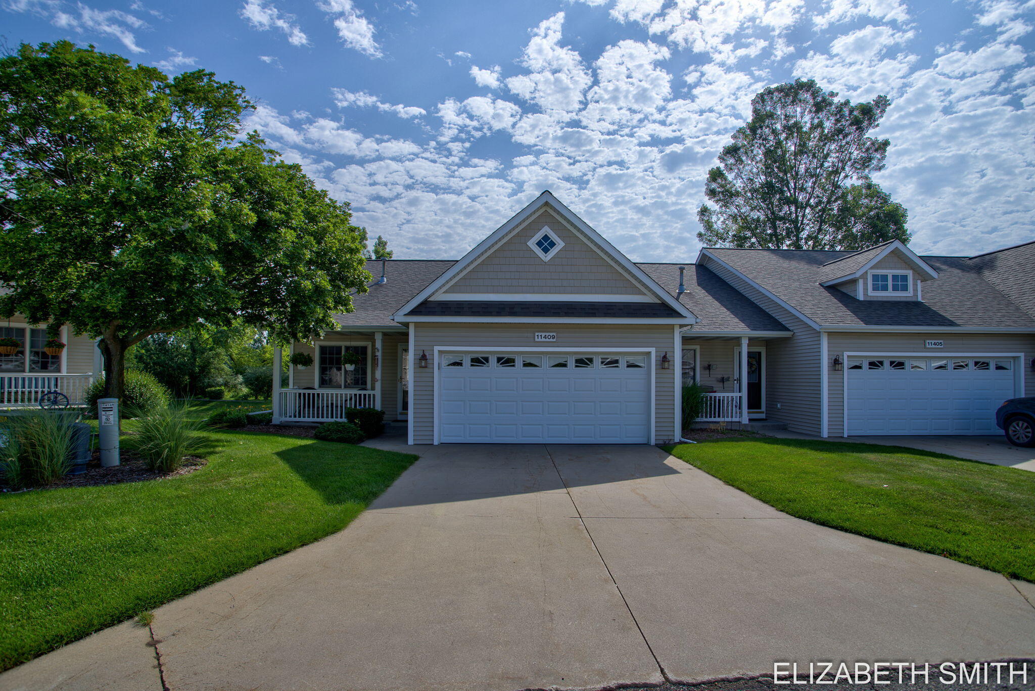 11409 N Lake Drive Holland MI 49424