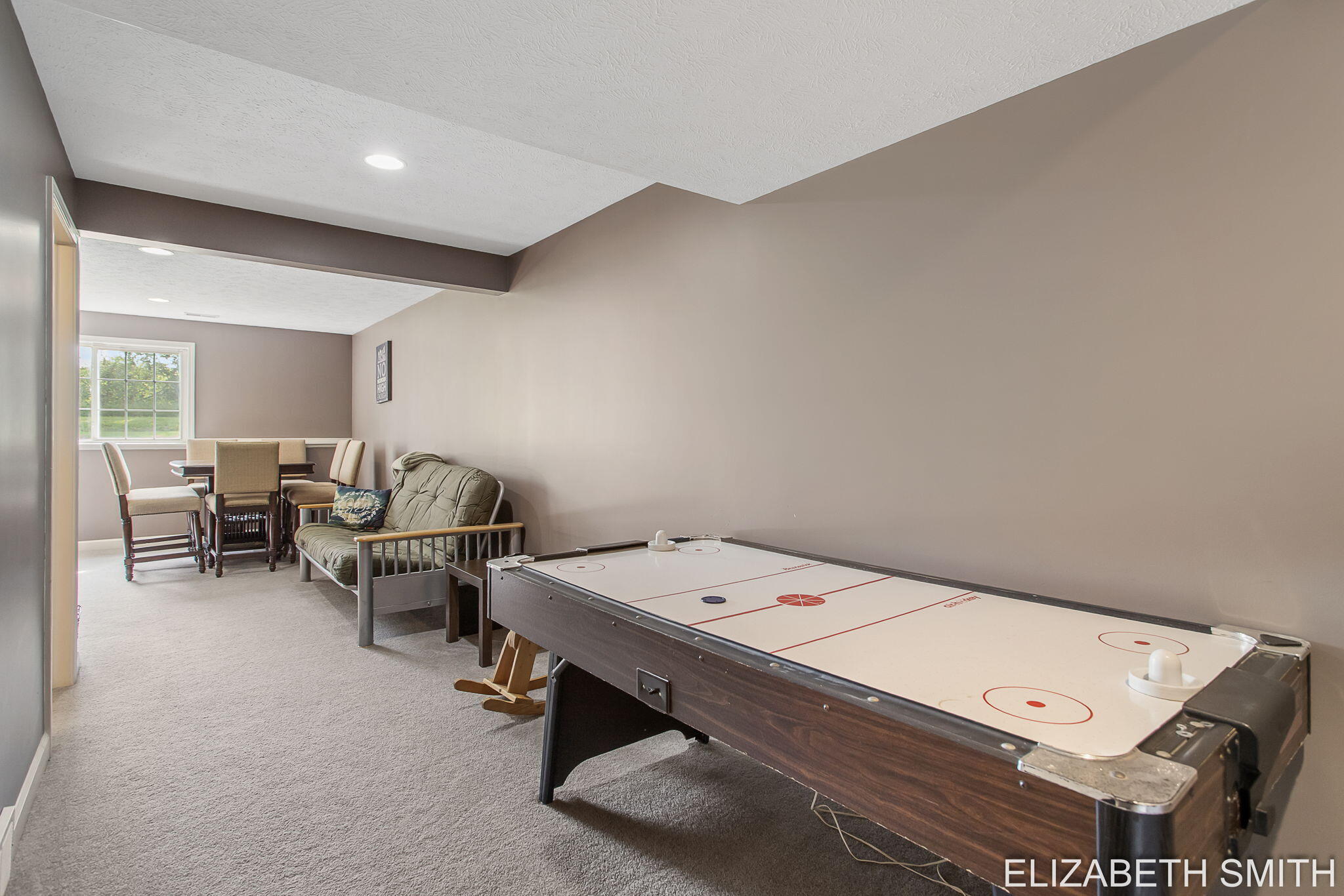 11409 N Lake Drive Holland MI 49424