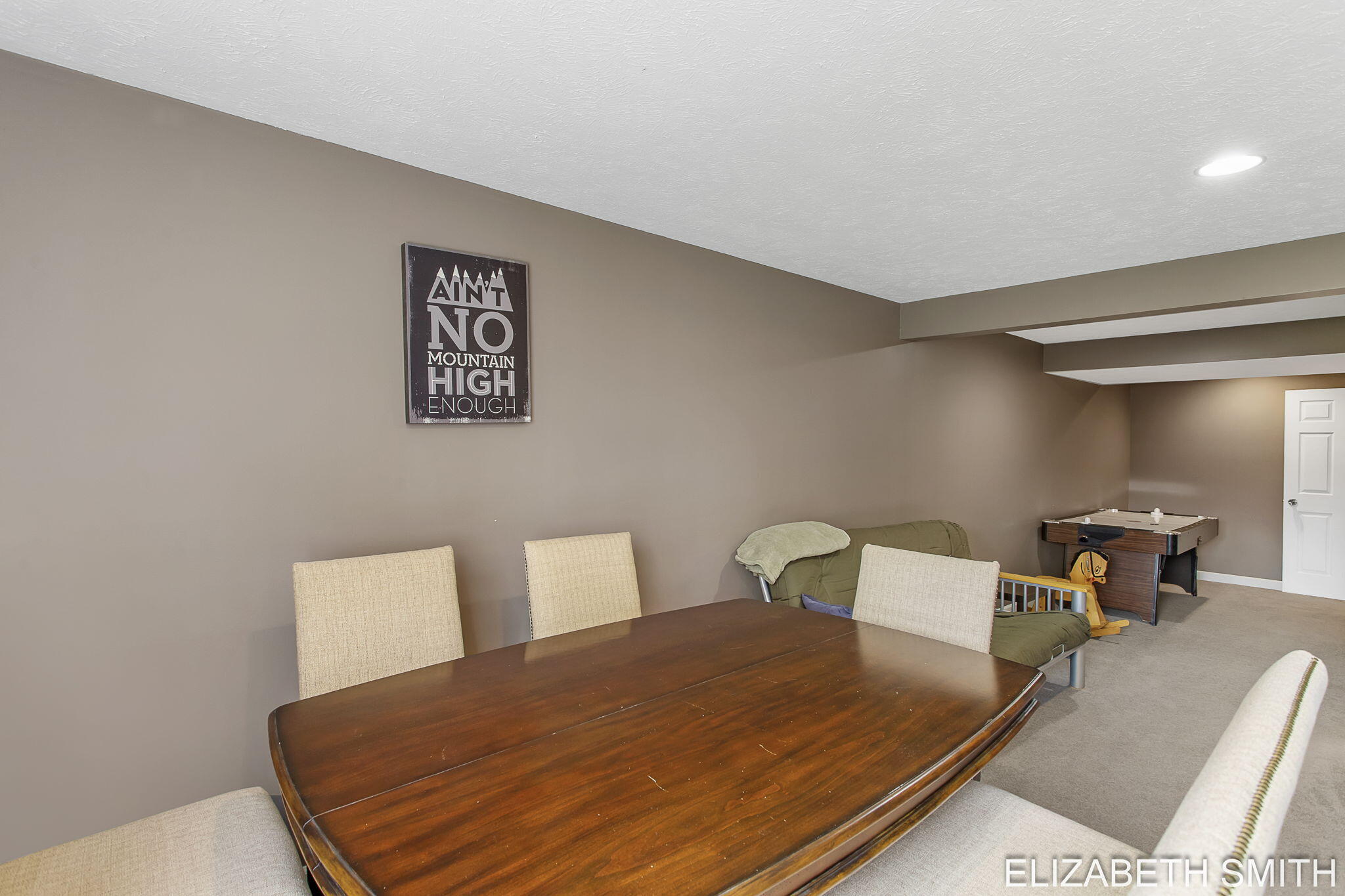 11409 N Lake Drive Holland MI 49424