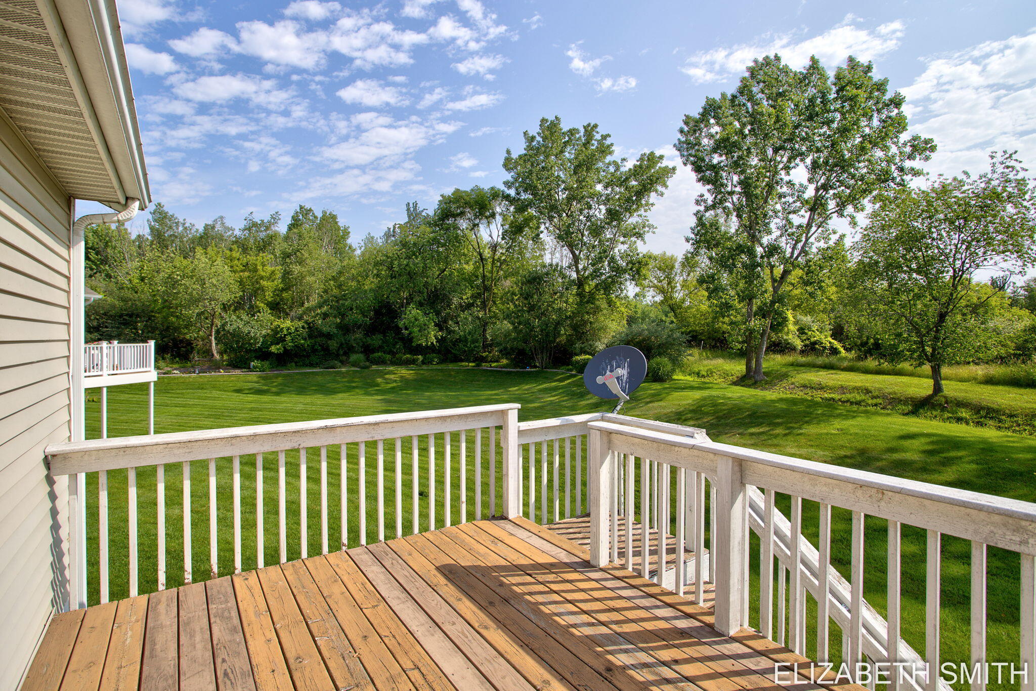 11409 N Lake Drive Holland MI 49424