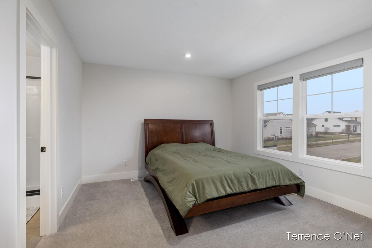 6738 Promenade Street NE Rockford MI 49341