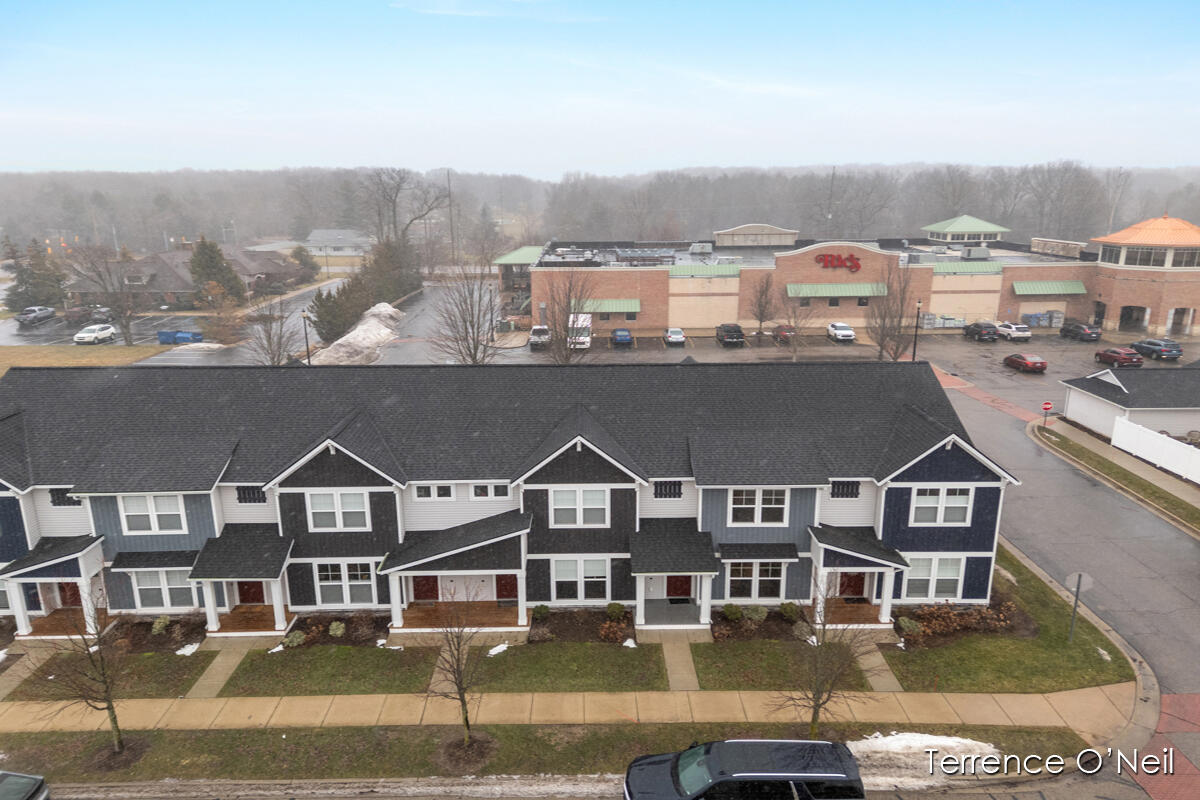 6738 Promenade Street NE Rockford MI 49341
