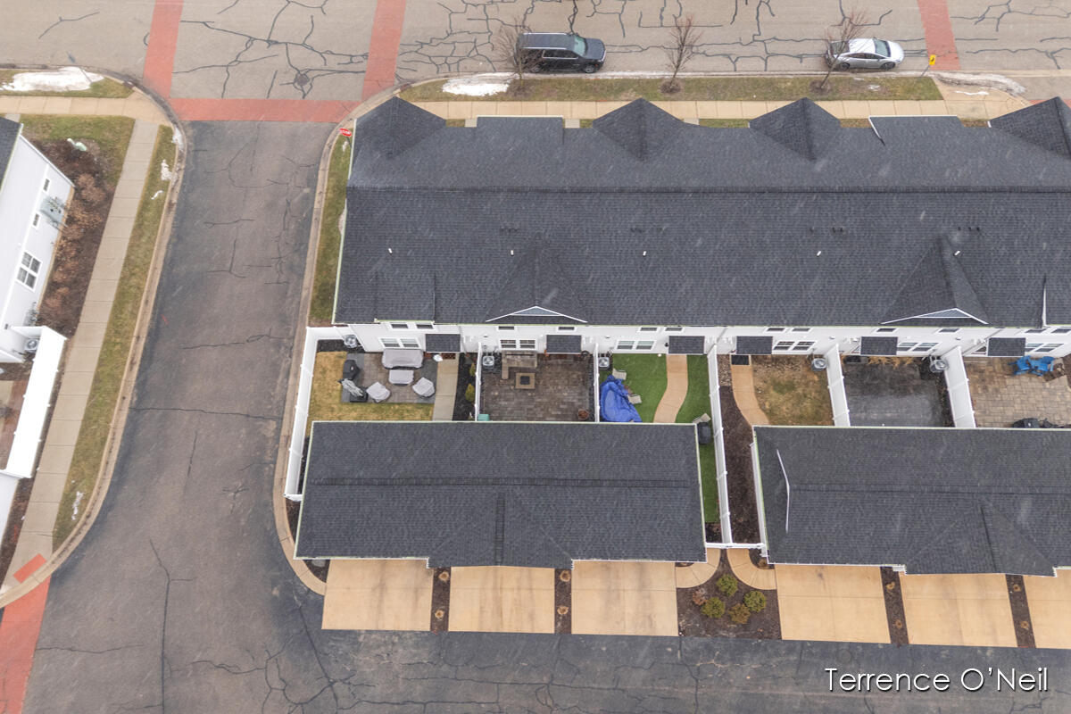 6738 Promenade Street NE Rockford MI 49341