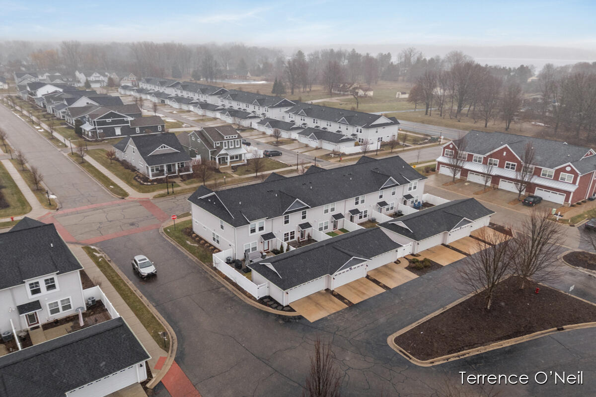 6738 Promenade Street NE Rockford MI 49341