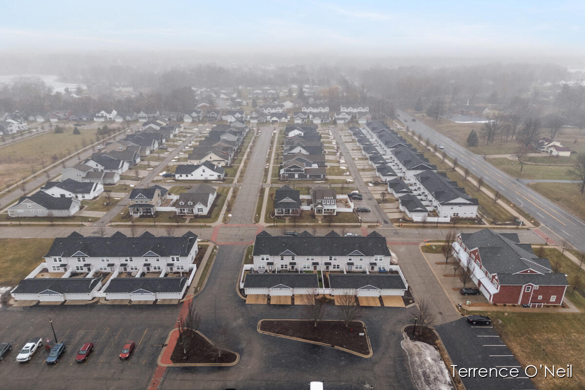6738 Promenade Street NE Rockford MI 49341