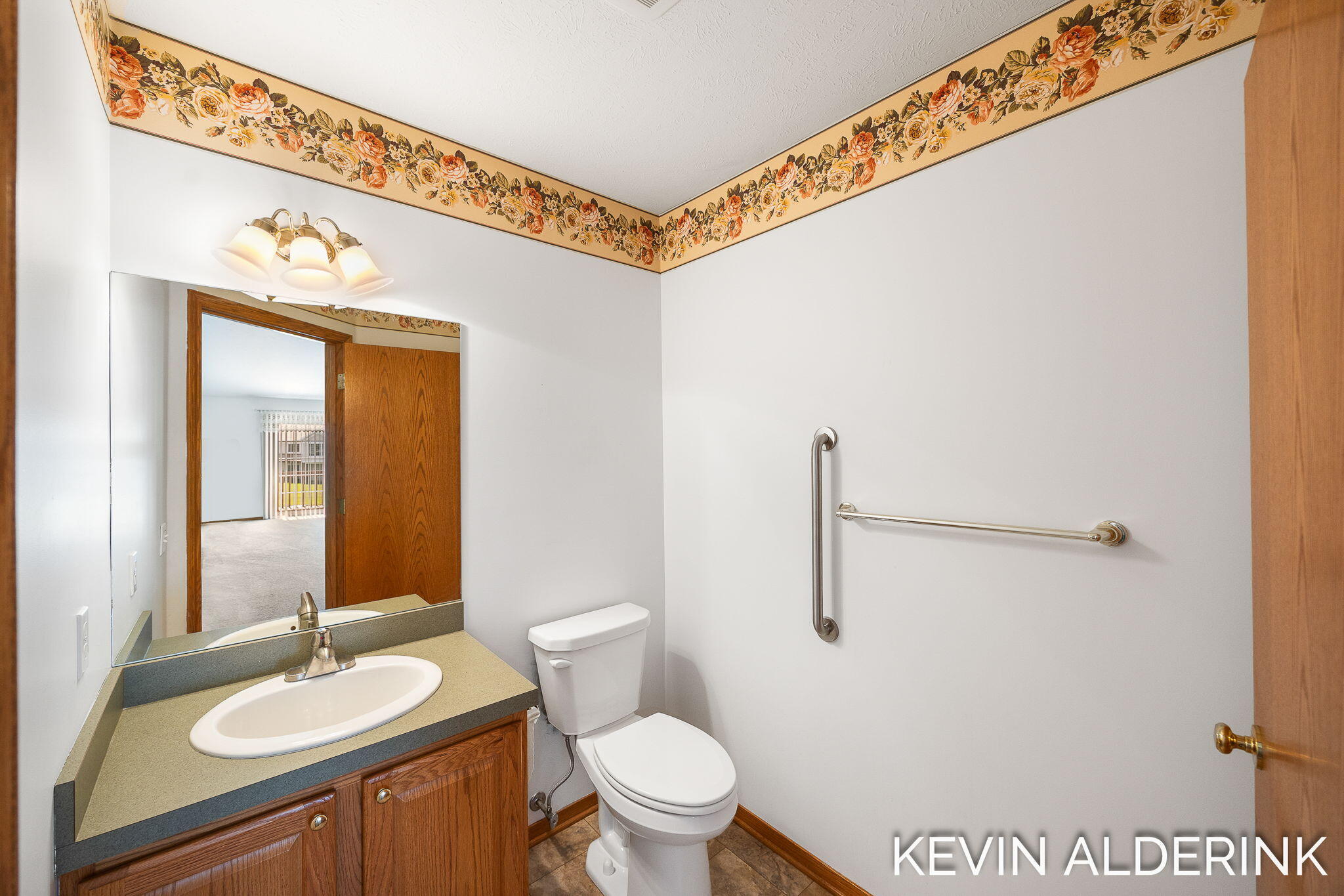 8872 N Peninsula Court Zeeland MI 49464