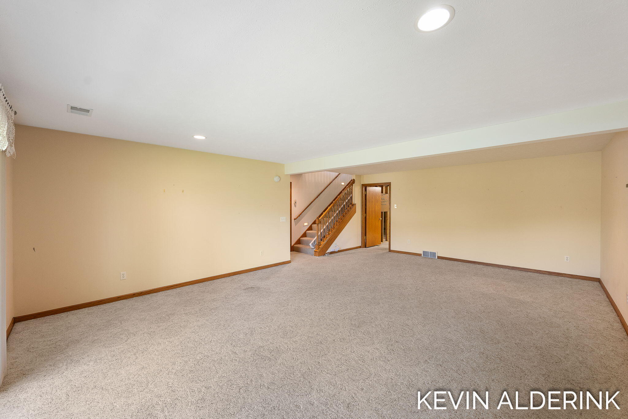 8872 N Peninsula Court Zeeland MI 49464