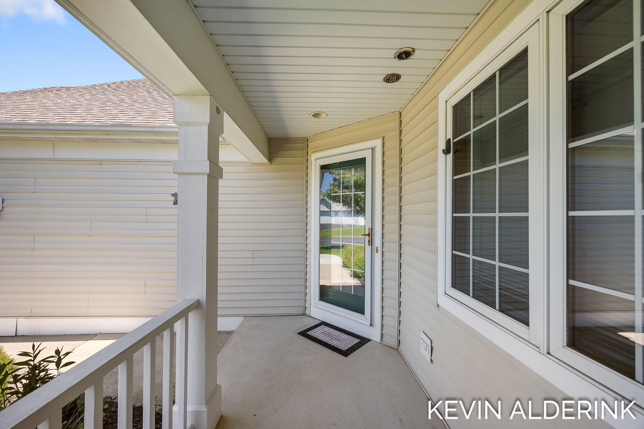 8872 N Peninsula Court Zeeland MI 49464