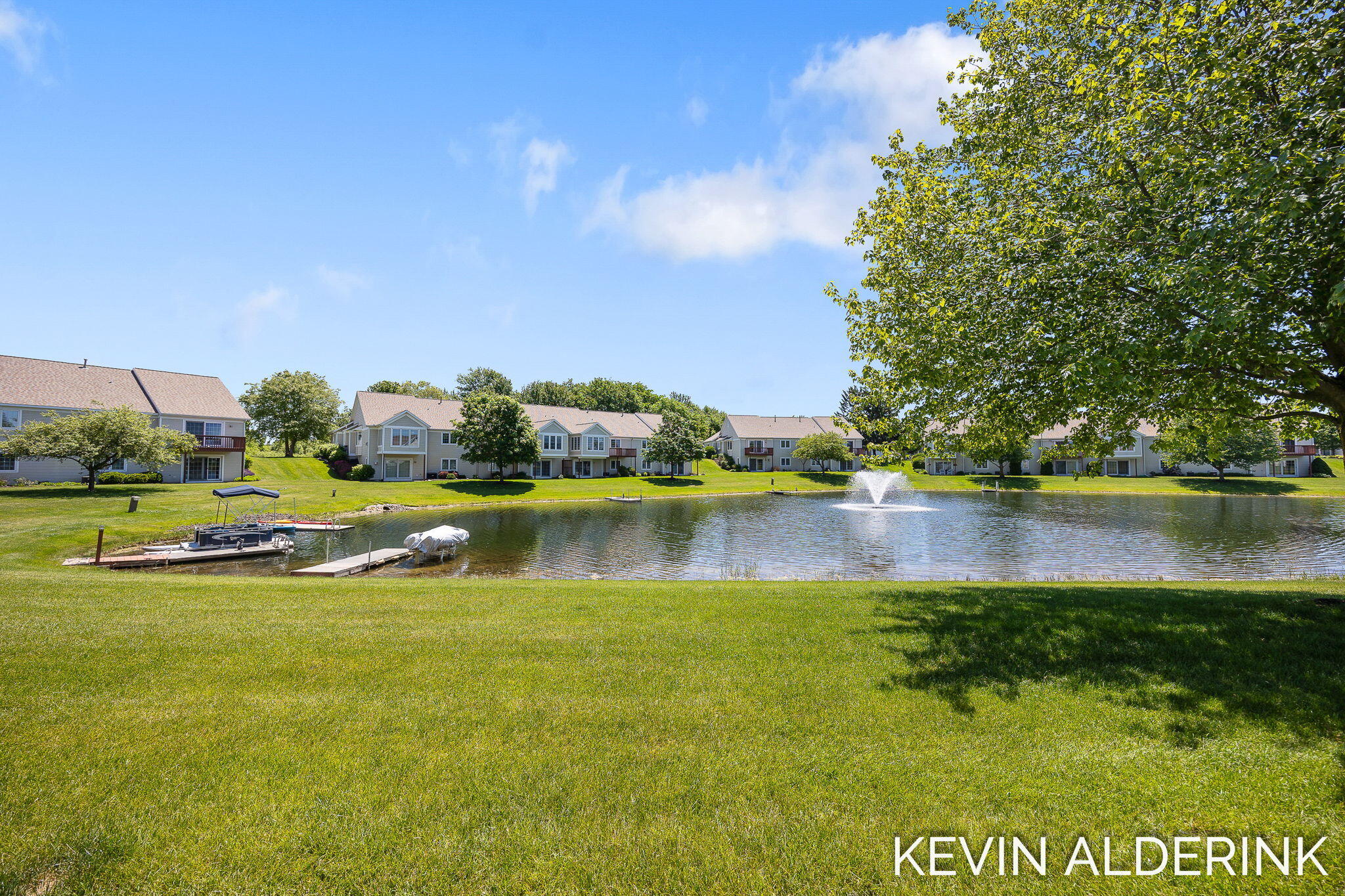 8872 N Peninsula Court Zeeland MI 49464