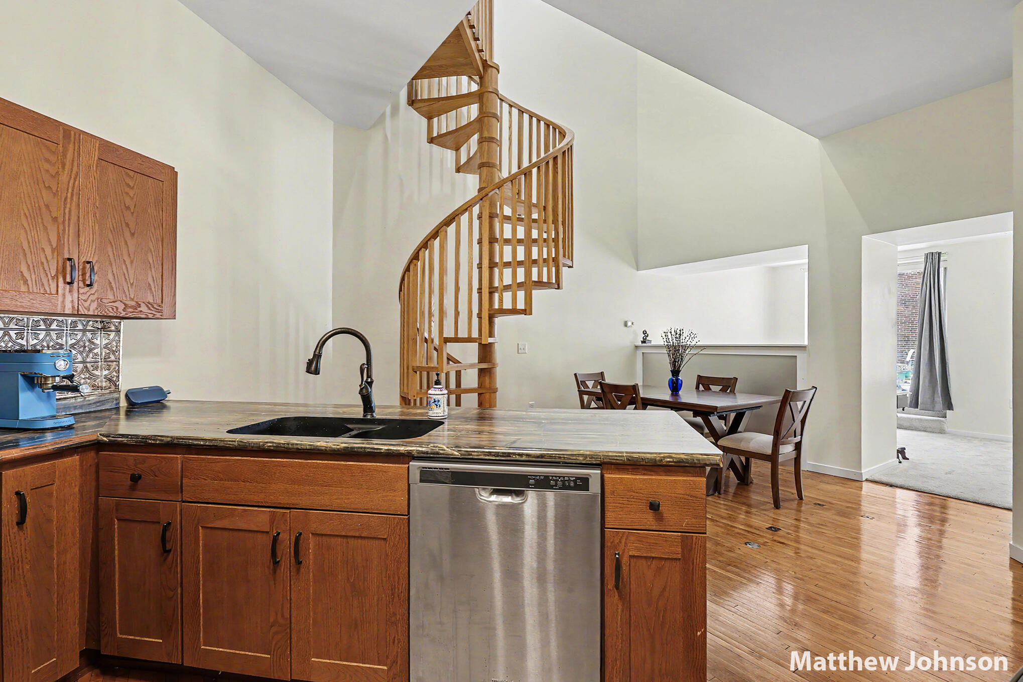 297 W Clay Avenue Muskegon MI 49440