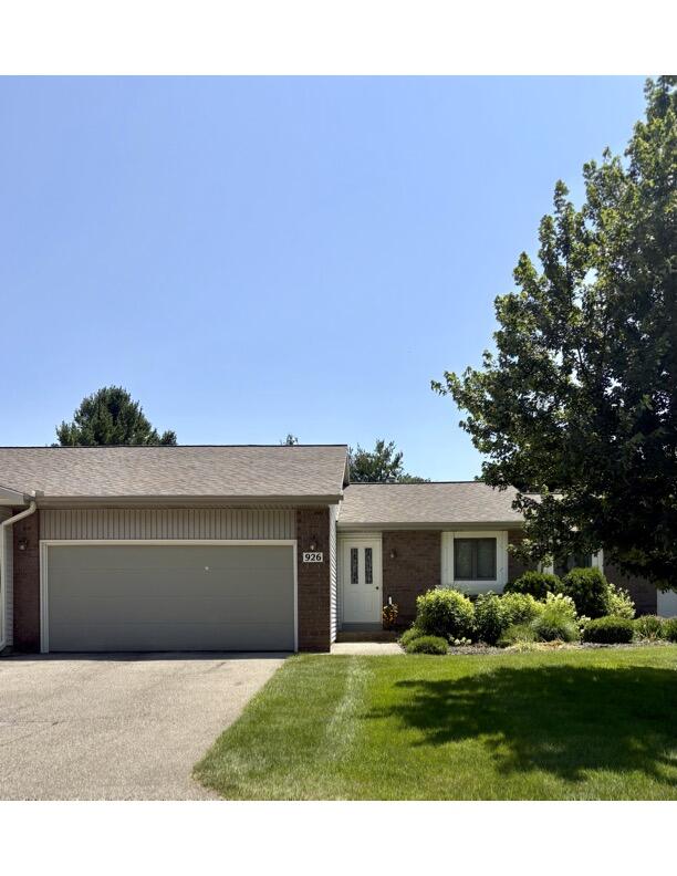 926 Village Court Holland MI 49423