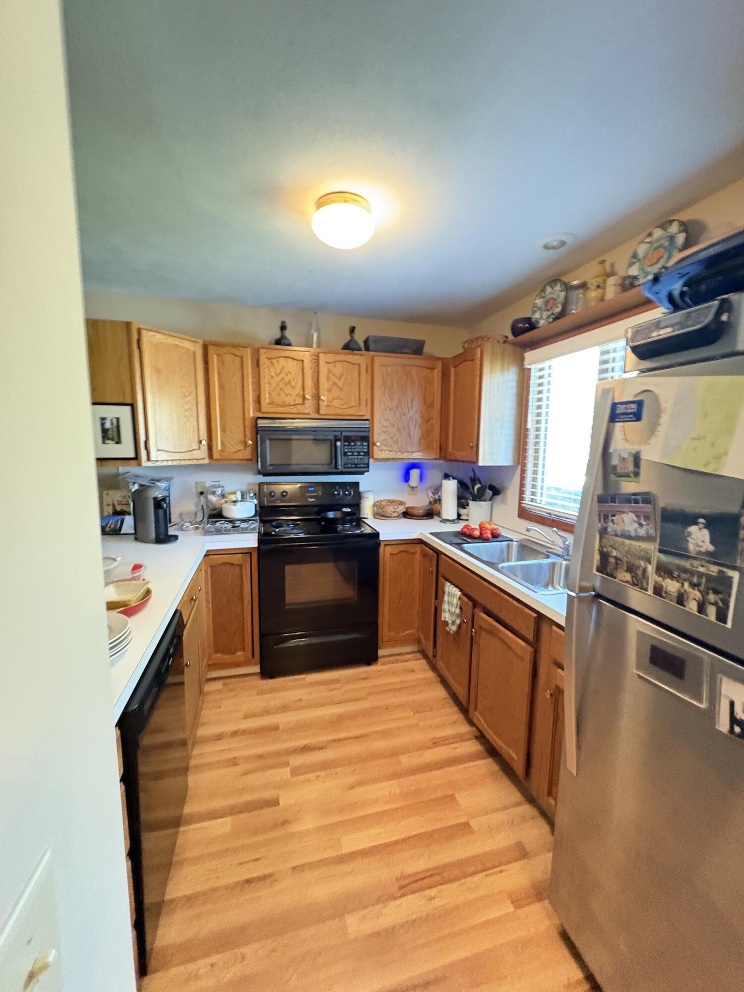 926 Village Court Holland MI 49423