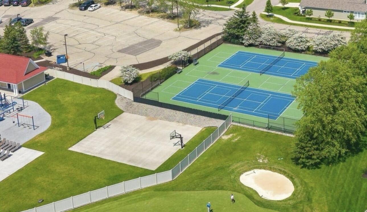 4704 Macatawa Legends Boulevard Holland MI 49424